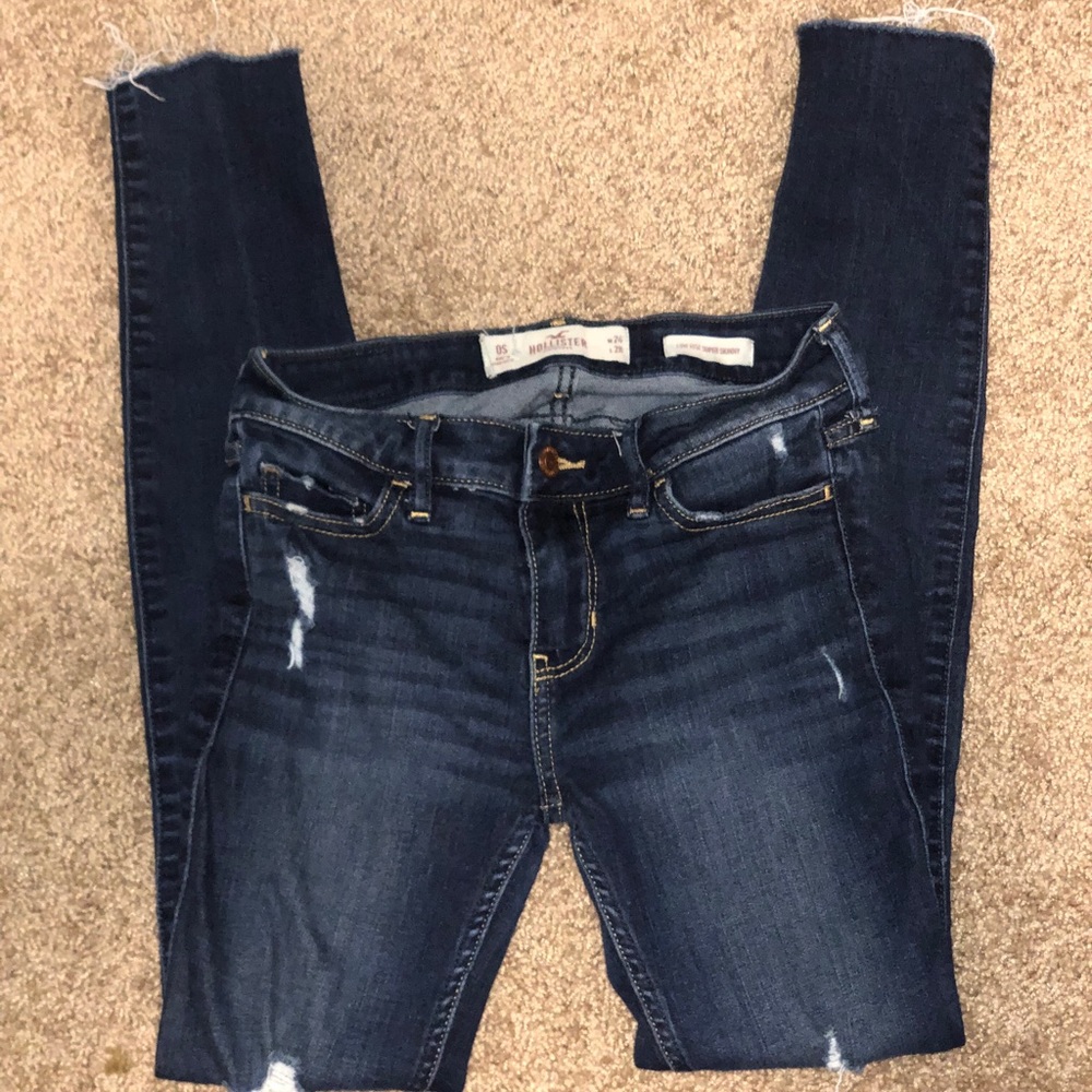 Hollister Dark Wash Jeans size 0S